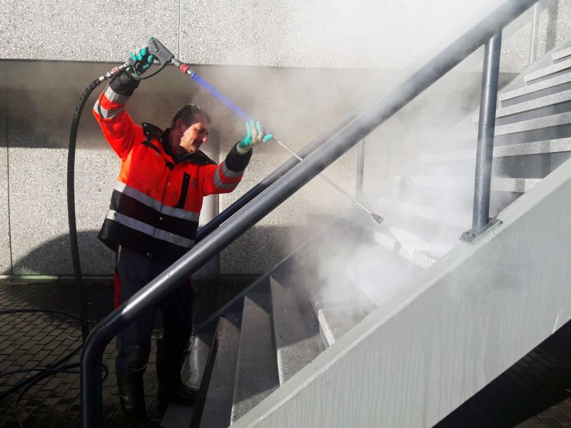 Commercial Pressure Washing by Vamp Building Maintenance of Columbia